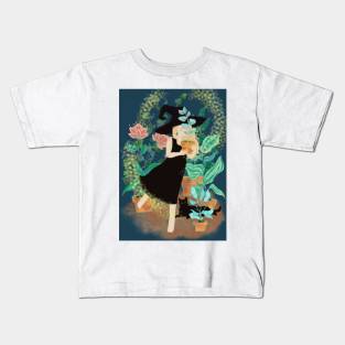 Plant lover witch Halloween Kids T-Shirt